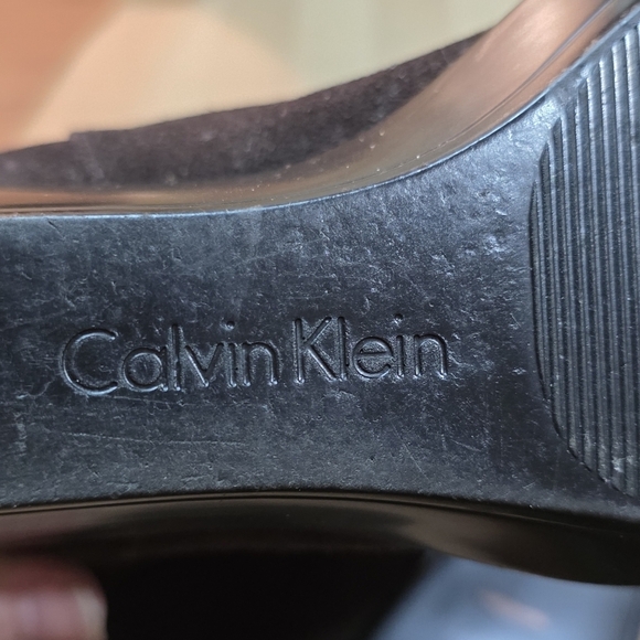 CALVIN KLEIN SAVVY DARK BROWN SUEDE LEATHER WEDGES SIZE 8.5 M - Picture 4 of 7